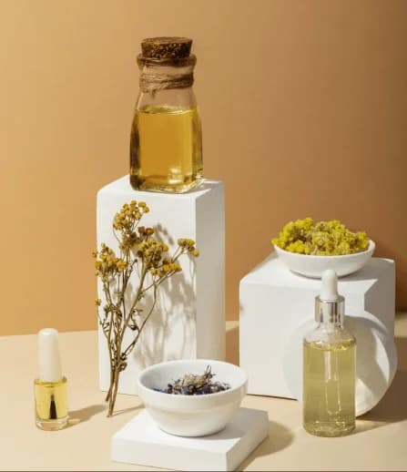 Essential oils & extracts